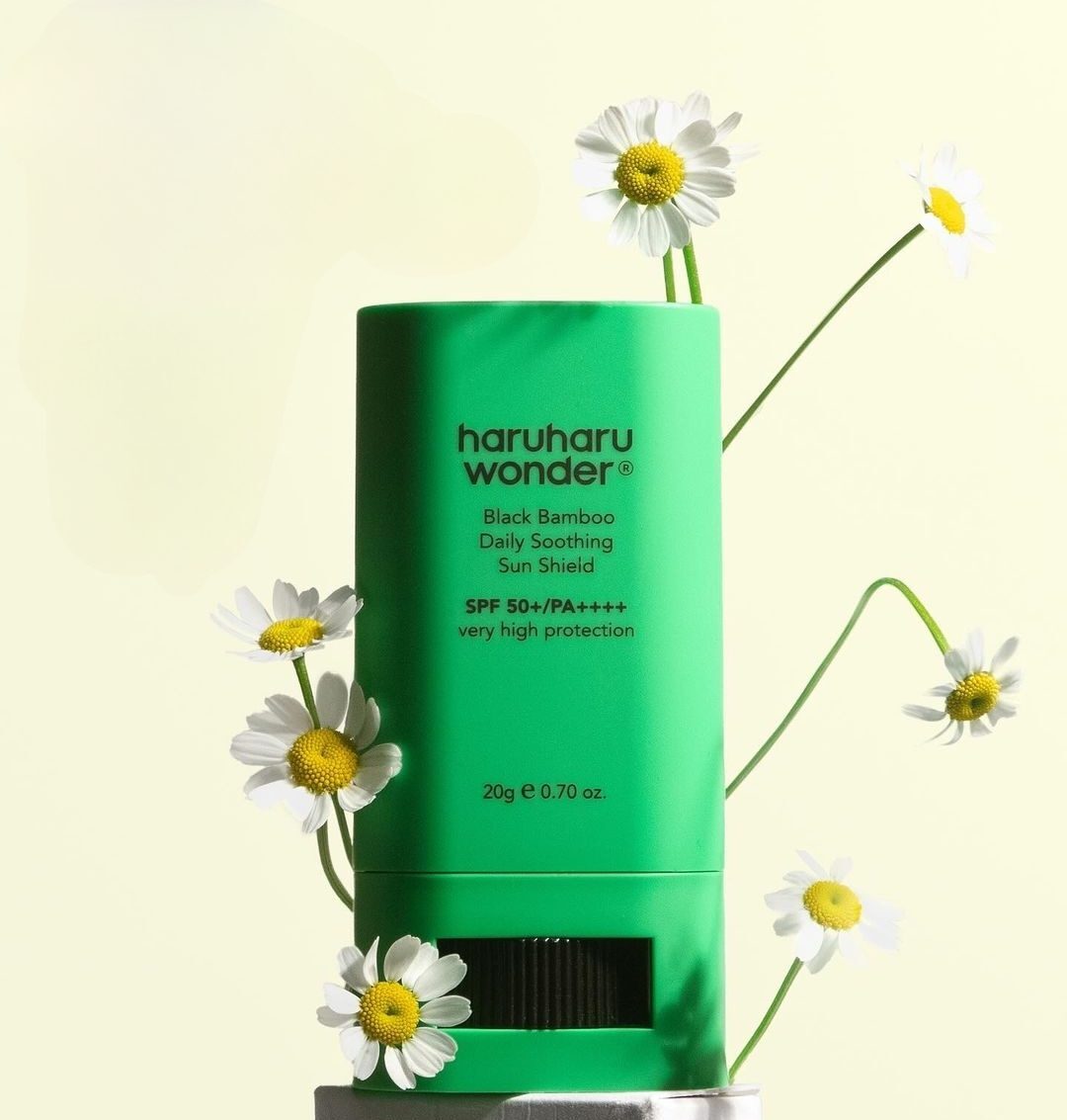Black Bamboo Daily Soothing Sun Shield 20g - HaruHaru